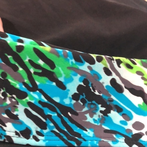 SKIRTED swimsuit bottom with adjustable side ruching. Size XL - Picture 6 of 8